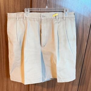 Men's Beige Flat Front Shorts
